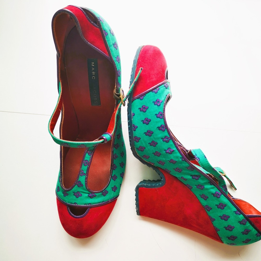 MARC JACOBS Canvas Floral Print Pumps Teal Red Adjustable Almond Toe SZ 9 Retro